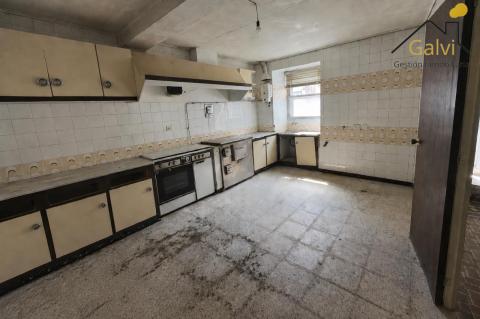 CASA PARA REFORMAR EN EL CENTRO DE ARES