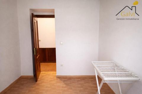 BAJO CON VISTAS AL MAR